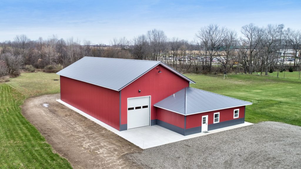 What's the Cost to Build a Pole Barn? - [2020 Rates 