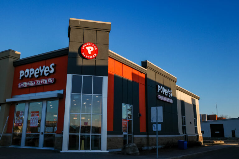 How Much Does It Cost to Open a Popeyes Franchise? [Revealed]