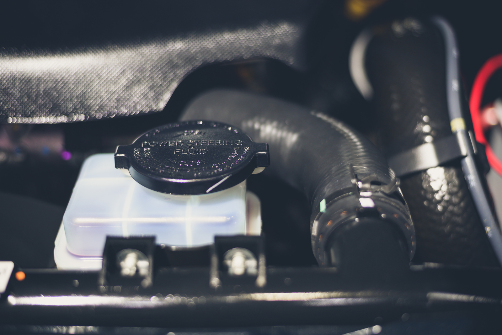 Power Steering Pump Replacement Cost [Parts & Labor]