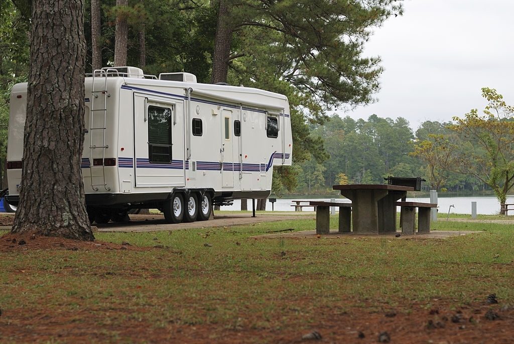 Cost to Move a Fifth Wheel