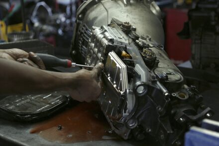 Lincoln Town Car Transmission Replacement Cost [Labor & Parts]