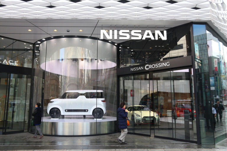 15 Japanese Car Brands [Luxury & Base Models]