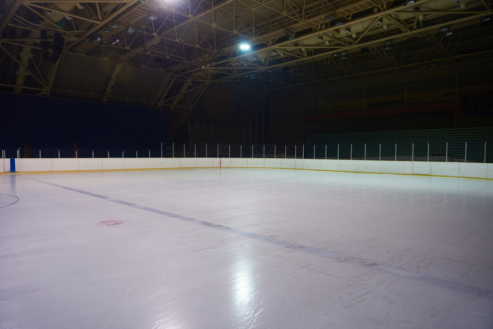Empty,Ice,Rink,,Hockey,And,Skating,Arena,Indoors